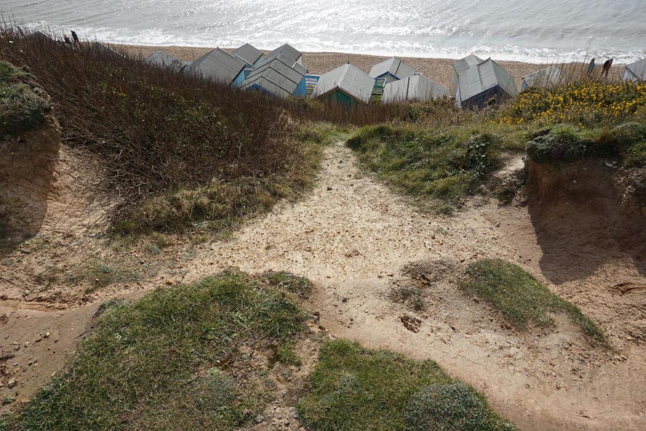 Dotty'S Retreat Milford on Sea Exterior foto