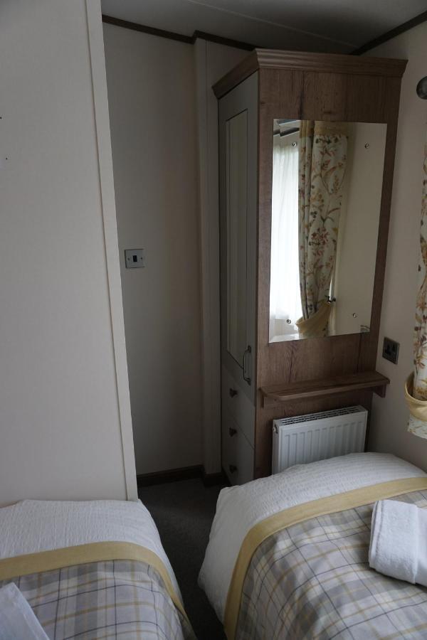 Dotty'S Retreat Milford on Sea Exterior foto