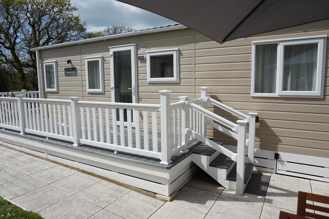 Dotty'S Retreat Milford on Sea Exterior foto