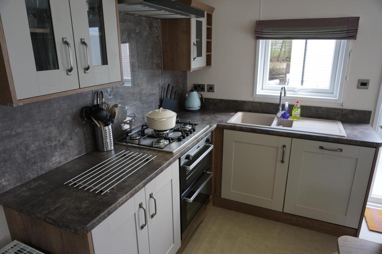 Dotty'S Retreat Milford on Sea Exterior foto